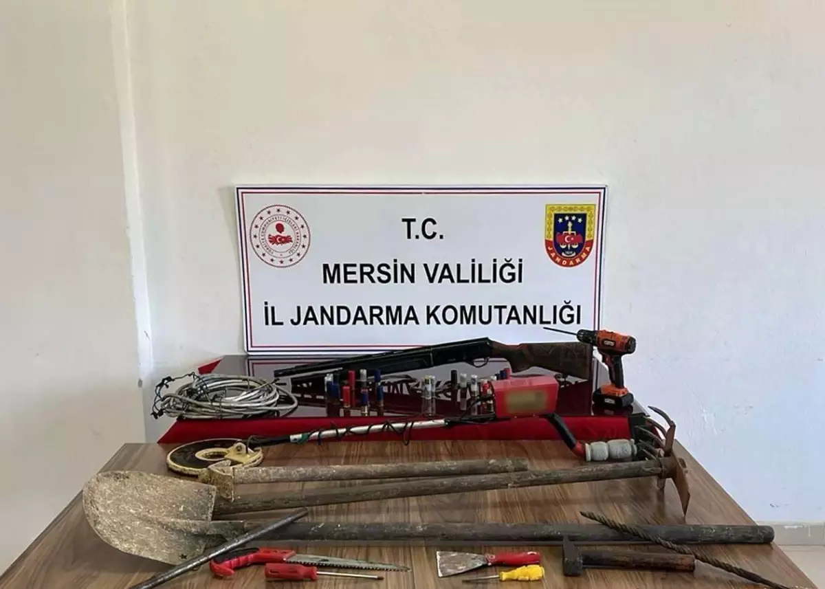 Mersin'de Kaçak Kazı Yapan Şahıs Suçüstü Yakalandı