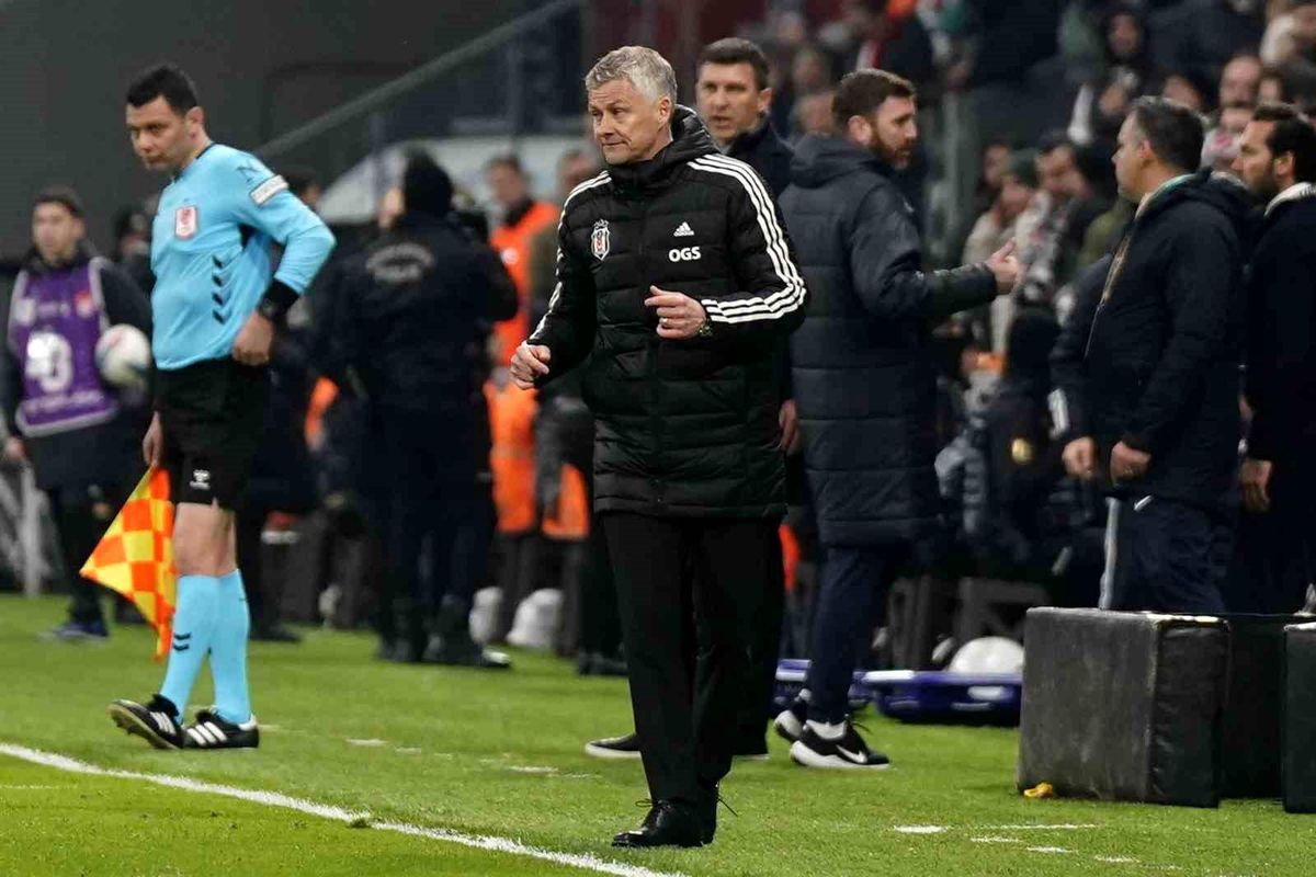 Ole Gunnar Solskjaer, Beşiktaş'ta Tarih Yazdı