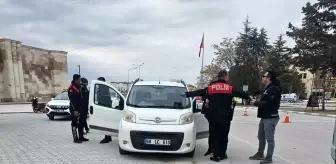 Aksaray'da 'Şok' Uygulaması: Polis Her Yerde