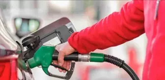 Benzine 1 lira 15 kuruş indirim geliyor