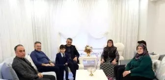 Şehit ve gazi aileleri ile protokol üyeleri iftarda bir araya geldi