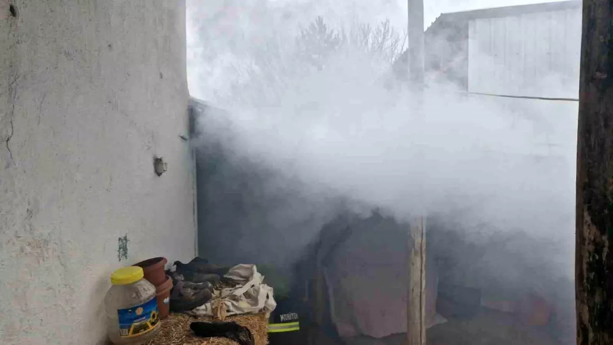 Çorum'da Müstakil Evde Yangın Çıktı