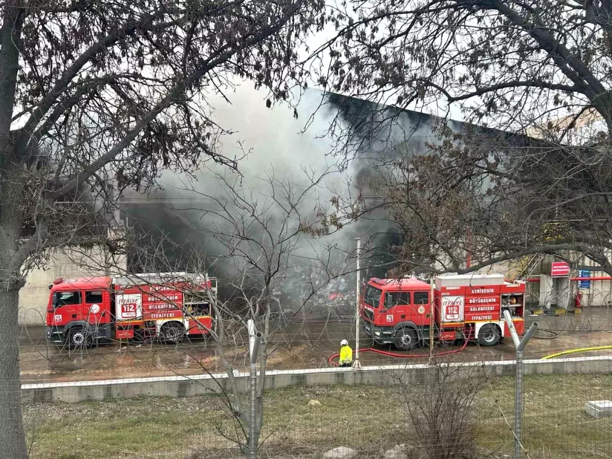 Çimsa Çimento Fabrikası'nda Yangın Çıktı