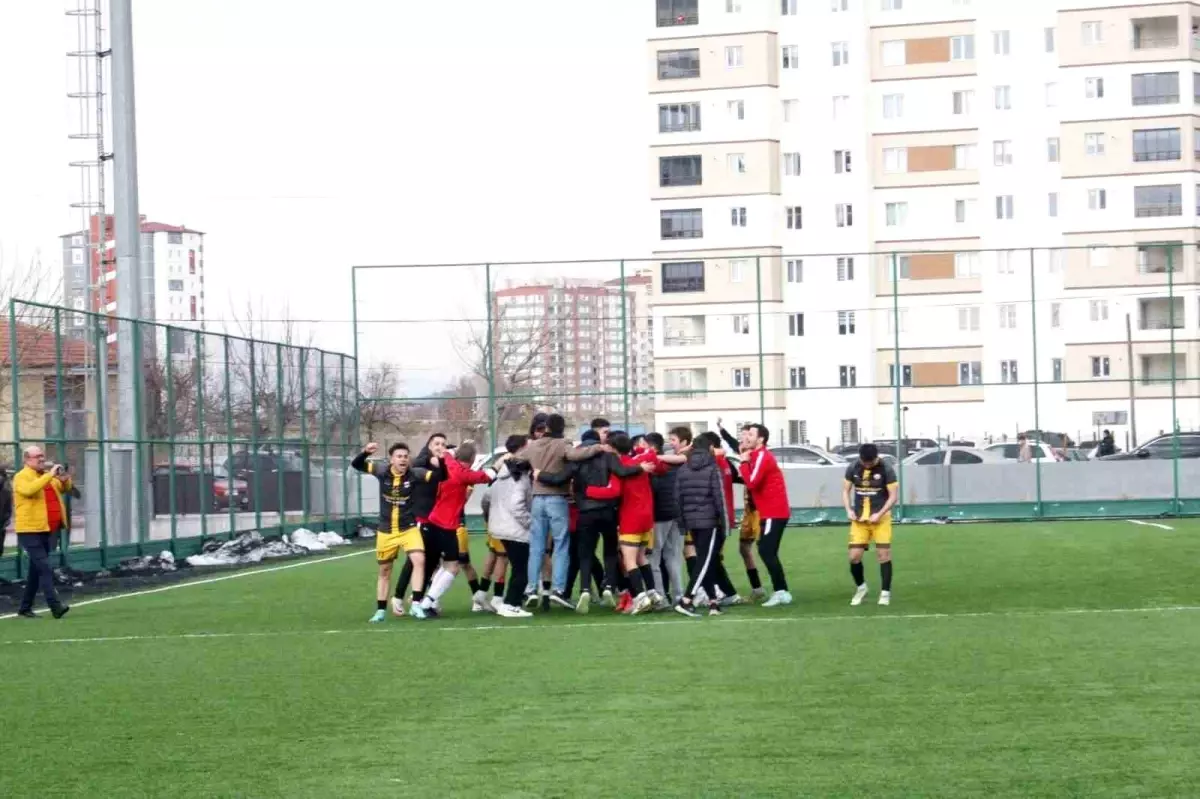 Talas Anayurtspor Süper Amatör Küme'ye Yükseldi
