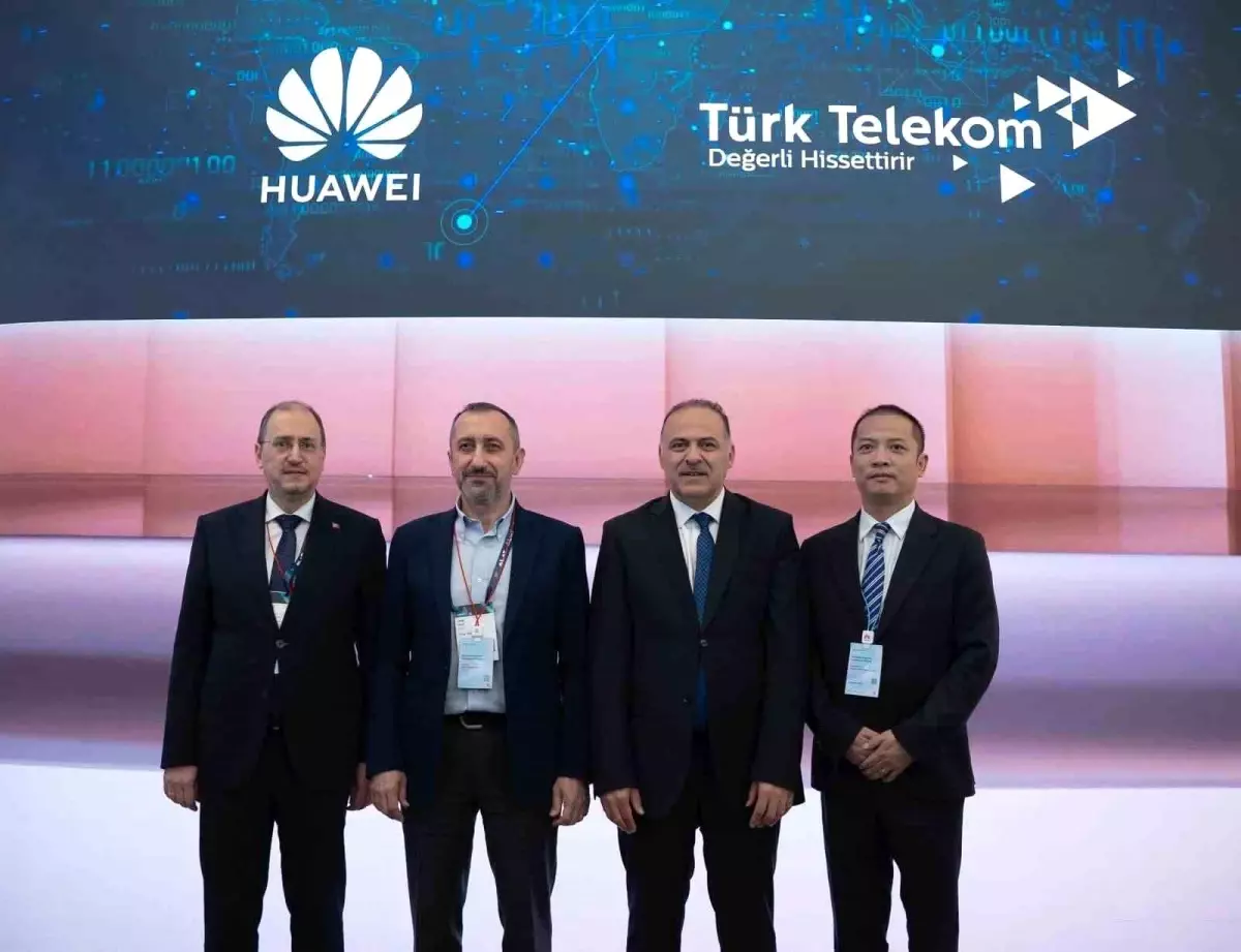 Türk Telekom ve Huawei'den akıllı şehircilik alanında iş birliği