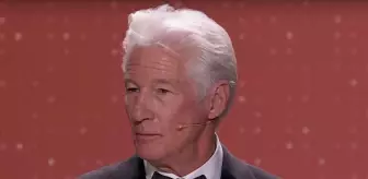 Dünyaca ünlü aktör Richard Gere: ABD'nin başında zorba ve haydut bir başkan var