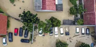 Jakarta'da Sel Felaketi: Bin 229 Kişi Tahliye Edildi