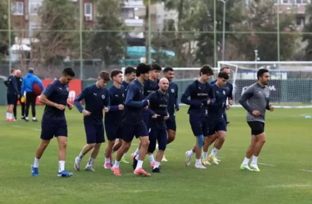Alanyaspor Galatasaray Muhtemel 11'ler! Alanyaspor Galatasaray maç kadrosu!