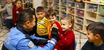 Adıyaman'da Polis Ekiplerinden Anaokulu Öğrencilerine Güvenlik Eğitimi