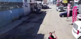 Elazığ'da Drone Kovalayan Temizlik İşçisi Gülümsetti