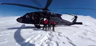 Erzurum'da Mahsur Kalan Vatandaş Askeri Helikopter ile Kurtarıldı