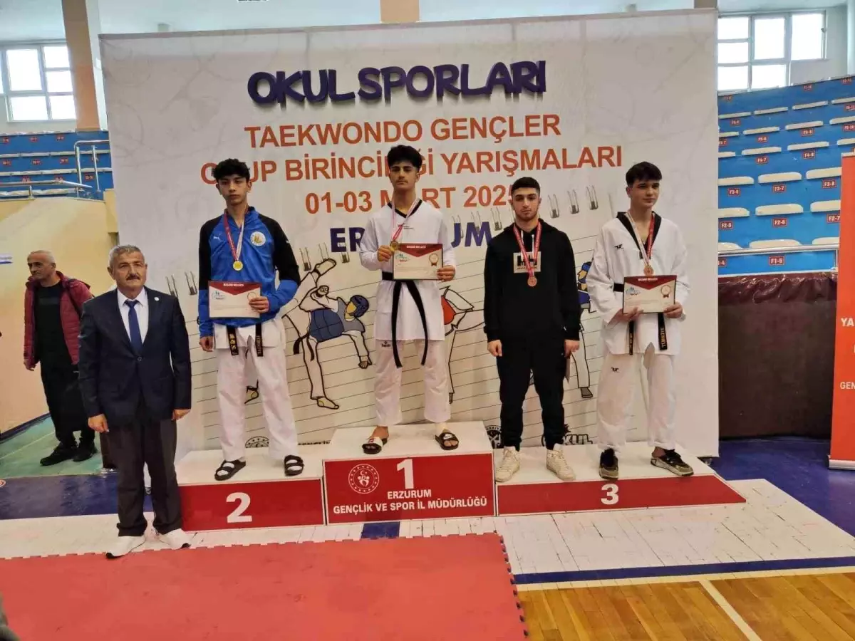Elazığlı Sporcular Taekwondo Grup Müsabakalarında 9 Madalya Kazandı