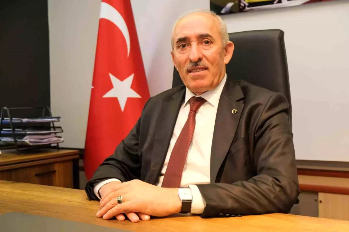 Başkan Odakır: 'Hayat kadınlarımızla var olmaktadır'