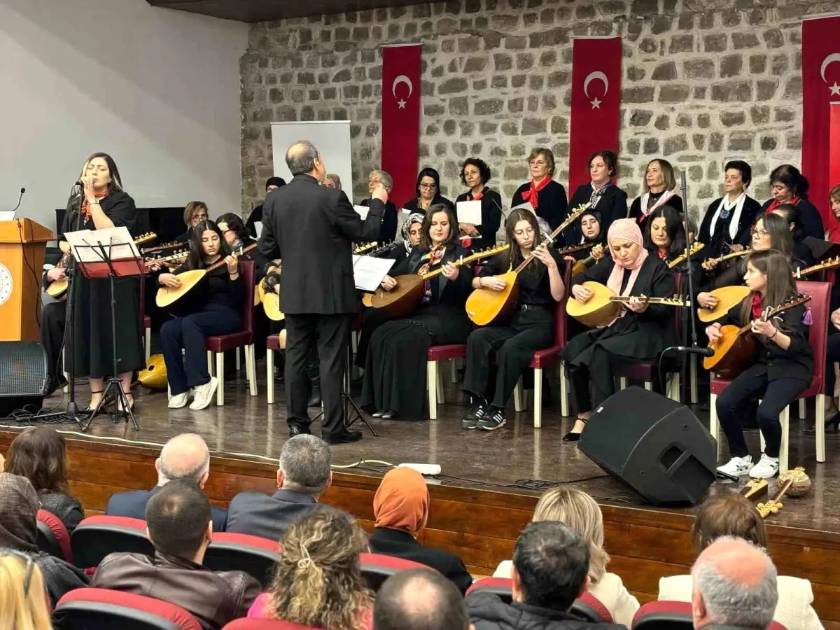Edirne'de Kadınlar Günü Konseri Coşkuyla Kutlandı