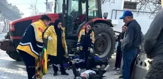 Balıkesir'de Traktör ile Motosiklet Çarpıştı: Yaralı Var