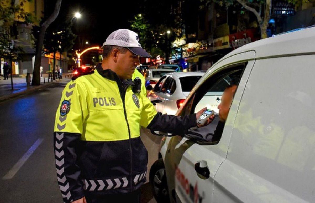 Isparta'da Trafik ve Asayiş Denetimi: 3 Sürücüye Ceza