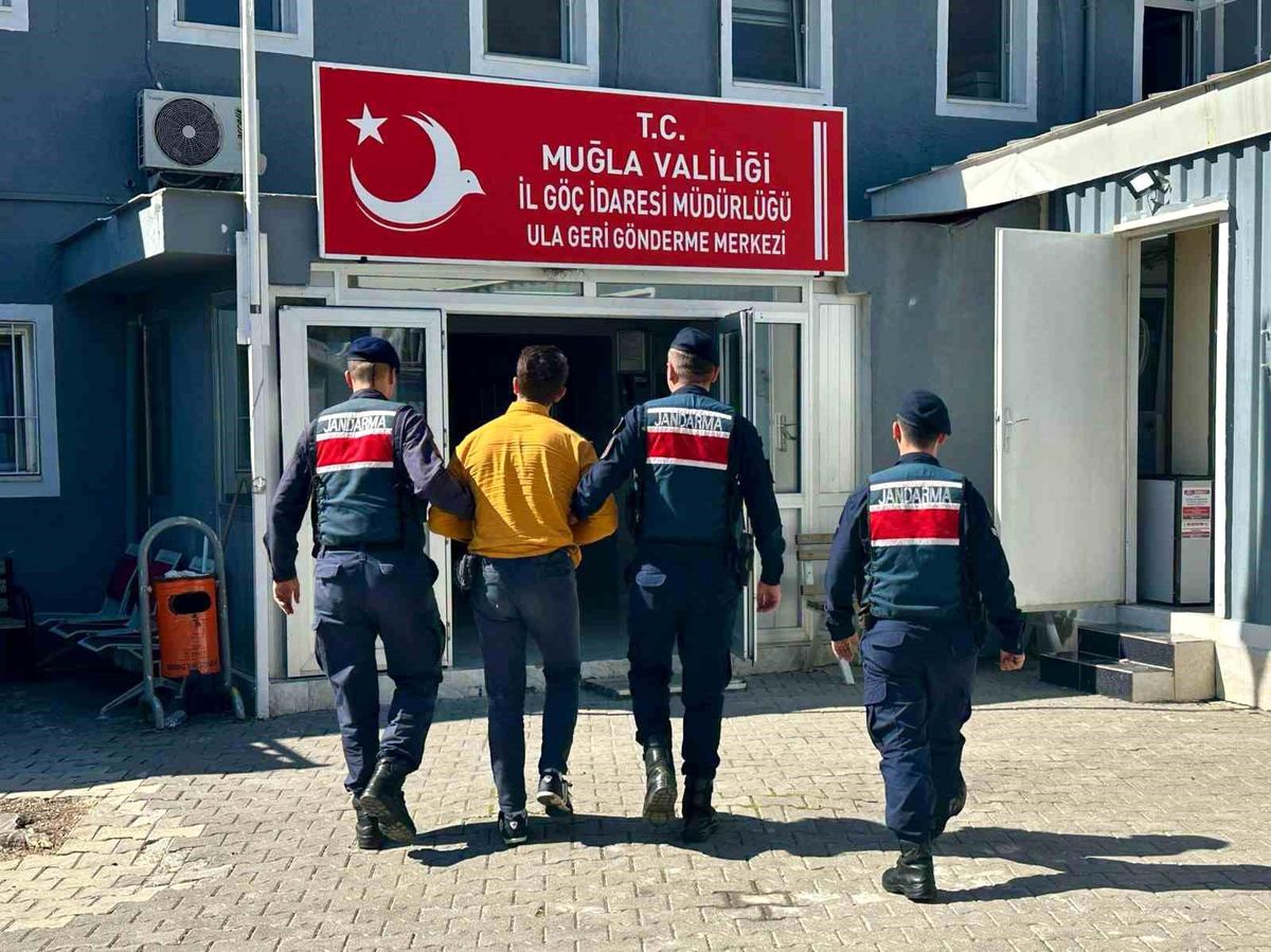 Interpol tarafından aranan hırsız Fethiye'de yakalandı