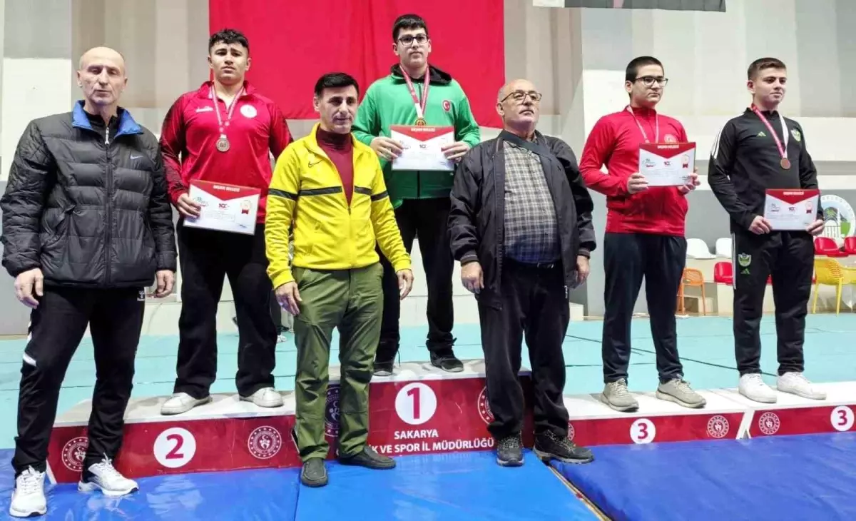 Ali Rıza Şeker, Güreş Grup Müsabakalarında İkinci Oldu