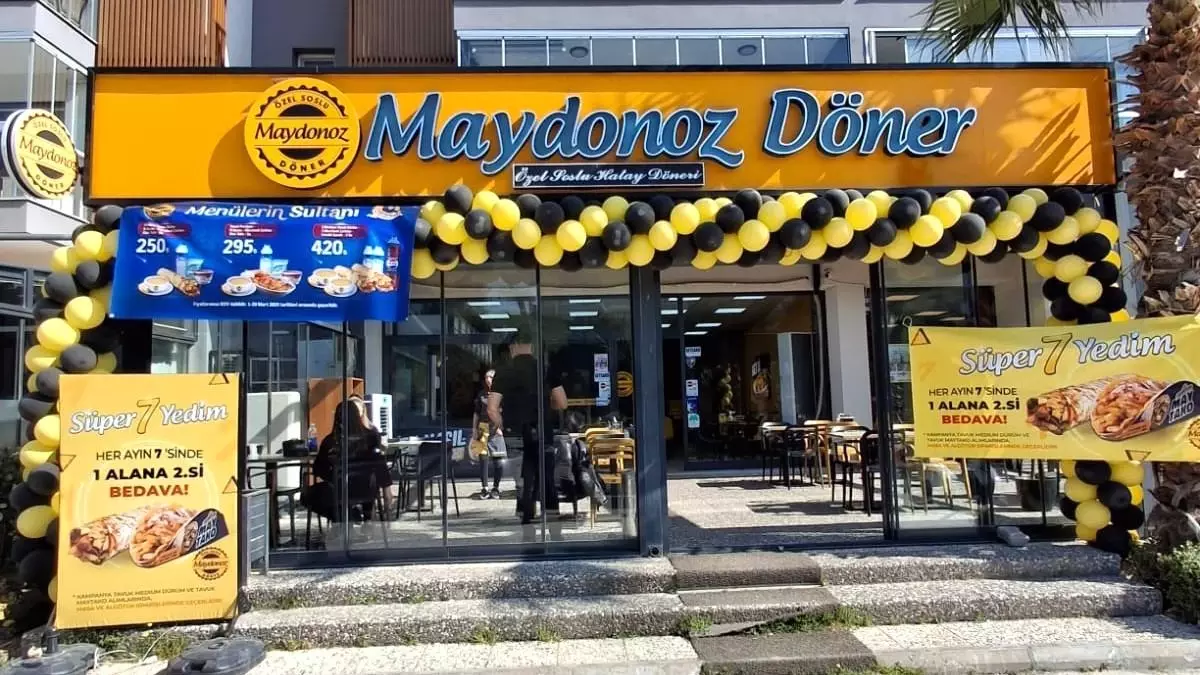 Maydonoz Döner Yeni Şubelerle Büyümeye Devam Ediyor