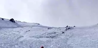 Erciyes Kayak Merkezi'nde Çığ Düştü, Kurtarma Ekipleri Sevk Edildi