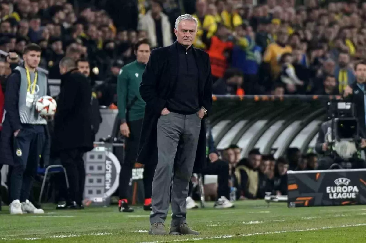 Mourinho'nun Avrupa Kupası Başarıları ve Fenerbahçe'nin Zorlu Yolculuğu