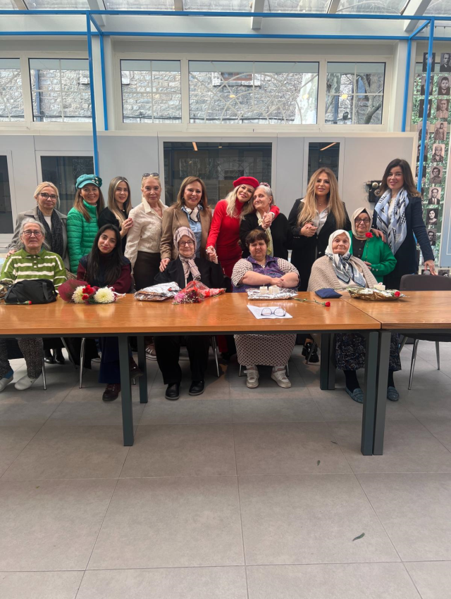 Kadınlar Günü'nde Darülaceze'ye anlamlı ziyaret