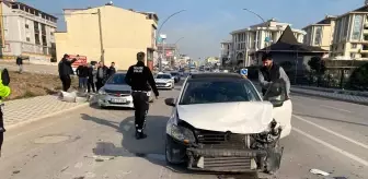 Kocaeli'nin Körfez İlçesinde Trafik Kazası: 1 Yaralı