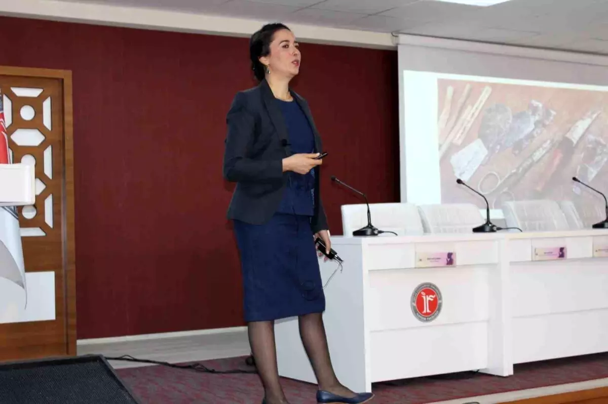 Kadın Varsa, Hayat Var: Sivas'ta Panel Düzenlendi
