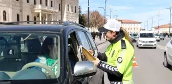 Sivas'ta Kadın Sürücülere 8 Mart Sürprizi