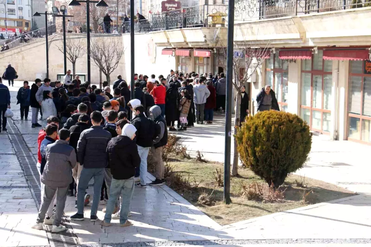 Rıza Çalımbay'ın Dönüşüyle Sivasspor Taraftarında Coşku