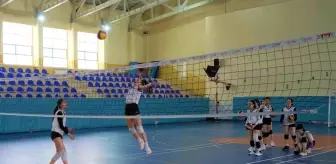 Muş Spor Lisesi Kız Voleybol Takımı Türkiye Finallerine Yükseldi