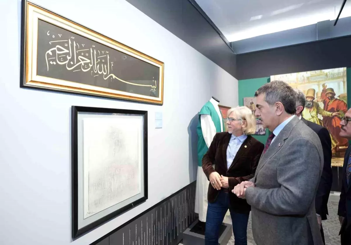 Bakan Tekin'den Eğitim-Sen'e Sert Tepki: 'İdeolojik Art Niyetli İfadeler Kabul Edilemez'