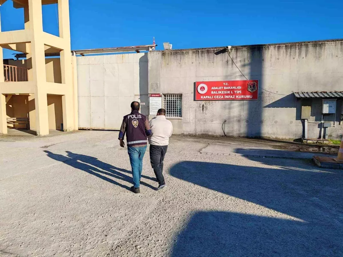 Balıkesir'de Suç ve Trafik Denetimleri: Aranan 341 Şahıs Yakalandı