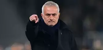 Mourinho kadroda revizyona gidiyor! Takımın yarısını birden gönderecek