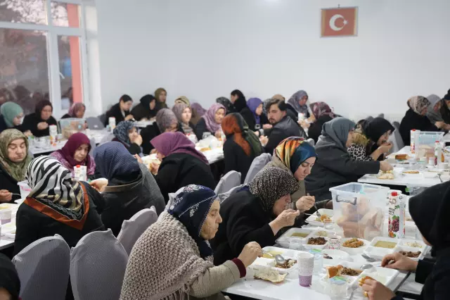 Iftar time in a village in Nevşehir, cooking at home is prohibited