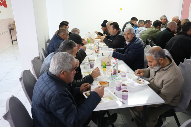 Iftar time in a village in Nevşehir, cooking at home is prohibited