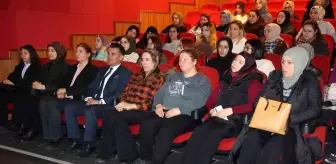 Erzurum'da Aile Yılı Kapsamında Kadın Çalışanlara Özel Sinema Etkinliği Düzenlendi