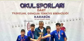 Elazığ TOKİ Fırat Ortaokulu Dartta Türkiye İkincisi Oldu