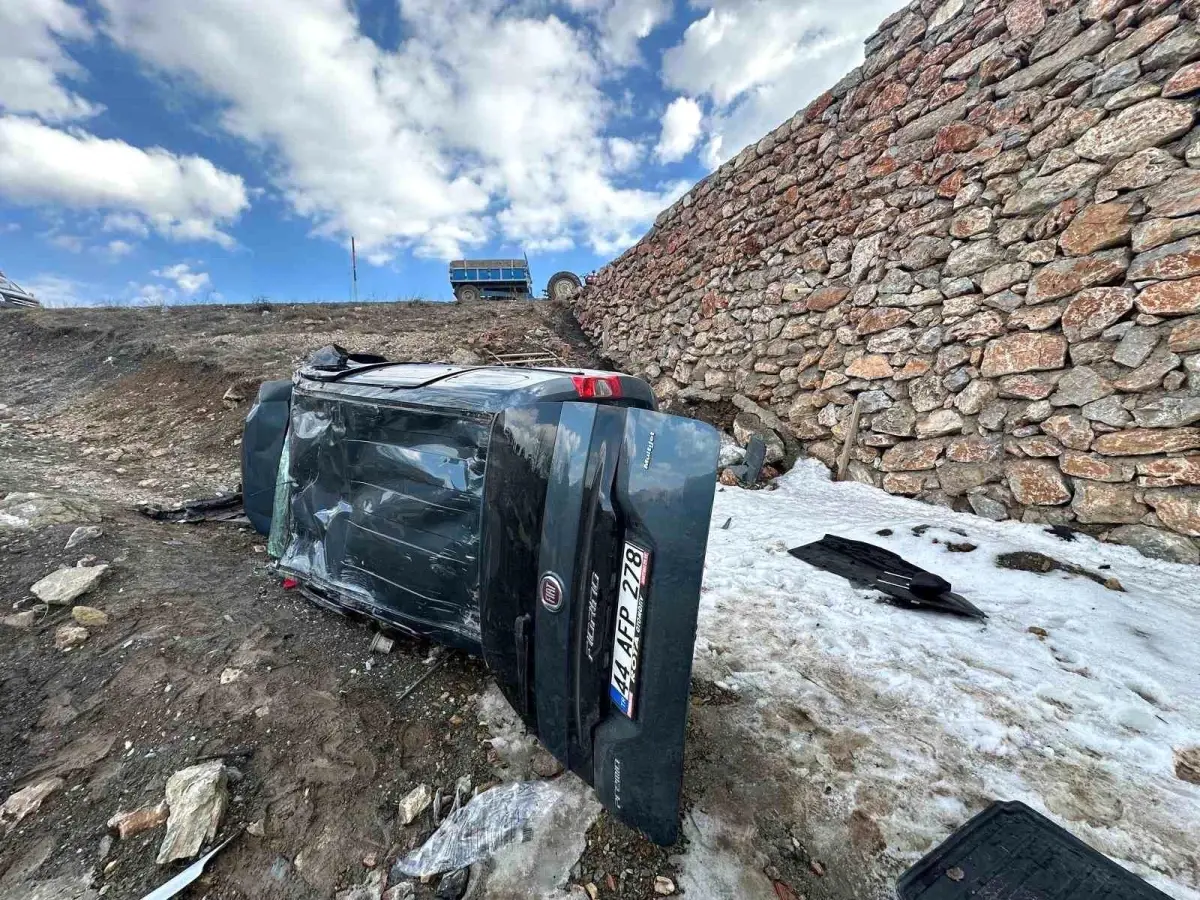 Malatya-Adıyaman Yolunda Trafik Kazası: Sürücü Hafif Yaralı