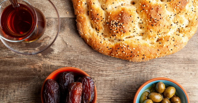 Sahur yemeğinin dindeki önemi nedir? Sahur farz mıdır, sünnet mi? (DİYANET AÇIKLAMASI)