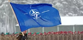 Ukrayna'nın ardından Kosova da NATO'nun kapısını çaldı