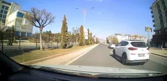 Elazığ'da Trafikte Makas Atan Sürücü Tehlike Saçtı