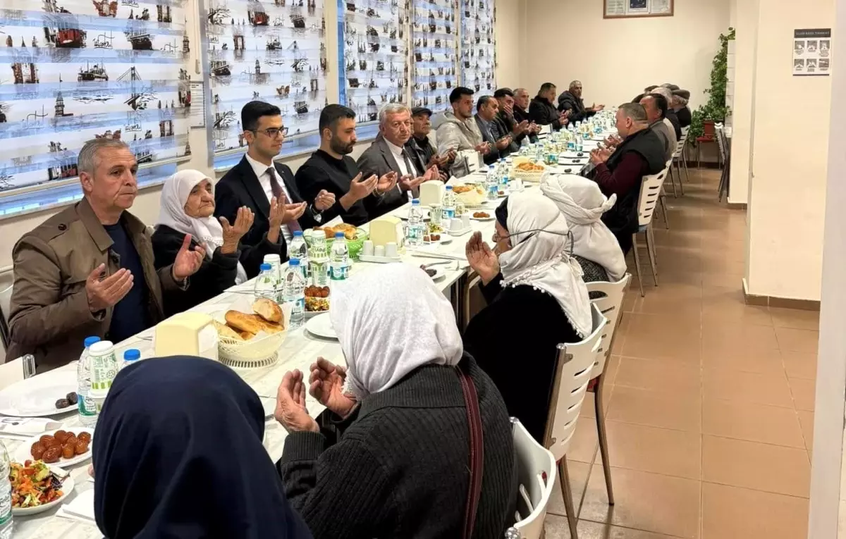 Kaymakam Çelik, 65 Yaş Üstü Ailelerle İftarda Buluştu