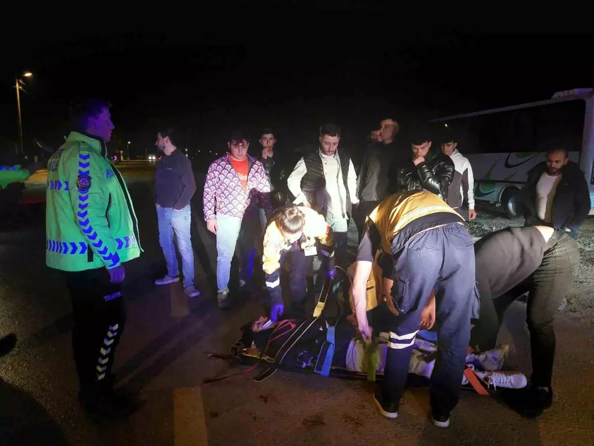 Akyazı'da Motosiklet Kazası: Sürücünün Arkadaşları Motosikleti Sakladı