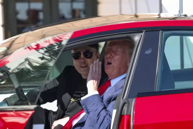 Trump bought a Tesla vehicle to support Elon Musk