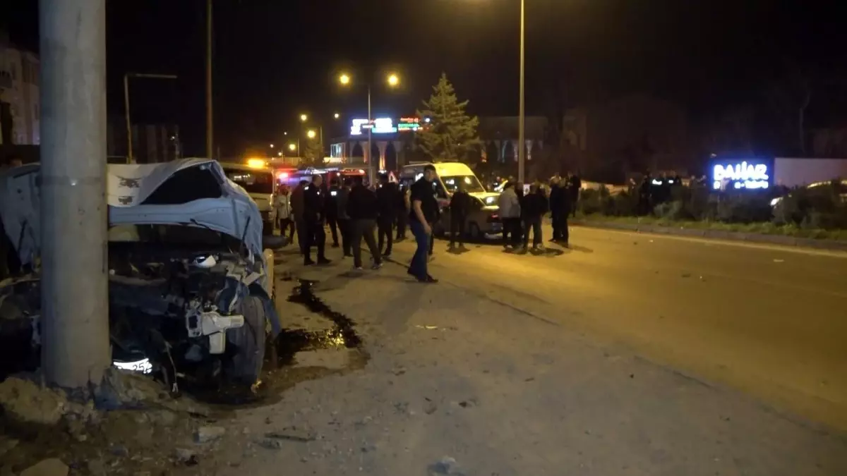 Samsun'da Zincirleme Trafik Kazası: 4 Yaralı