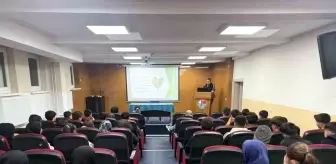 Bayburt'ta Öğrencilere Sağlıklı Beslenme Konferansı Düzenlendi