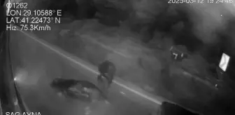 Sarıyer'de İETT Otobüsü ile Minibüs Çarpıştı: 1 Ölü