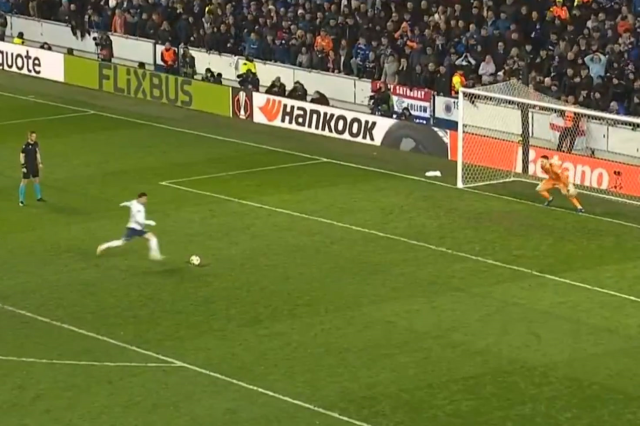 En son 5 sene önce kullanmış! Herkes Mert Hakan'ın atamadığı penaltıyı konuşuyor En son 5 sene önce kullanmış! Herkes Mert Hakan'ın atamadığı penaltıyı konuşuyor