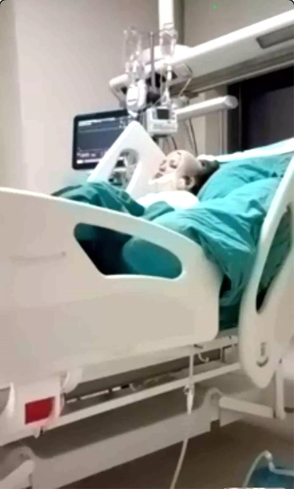 Okulda ısındığı sırada kıyafetleri tutuşan öğrenci ağır yaralandı